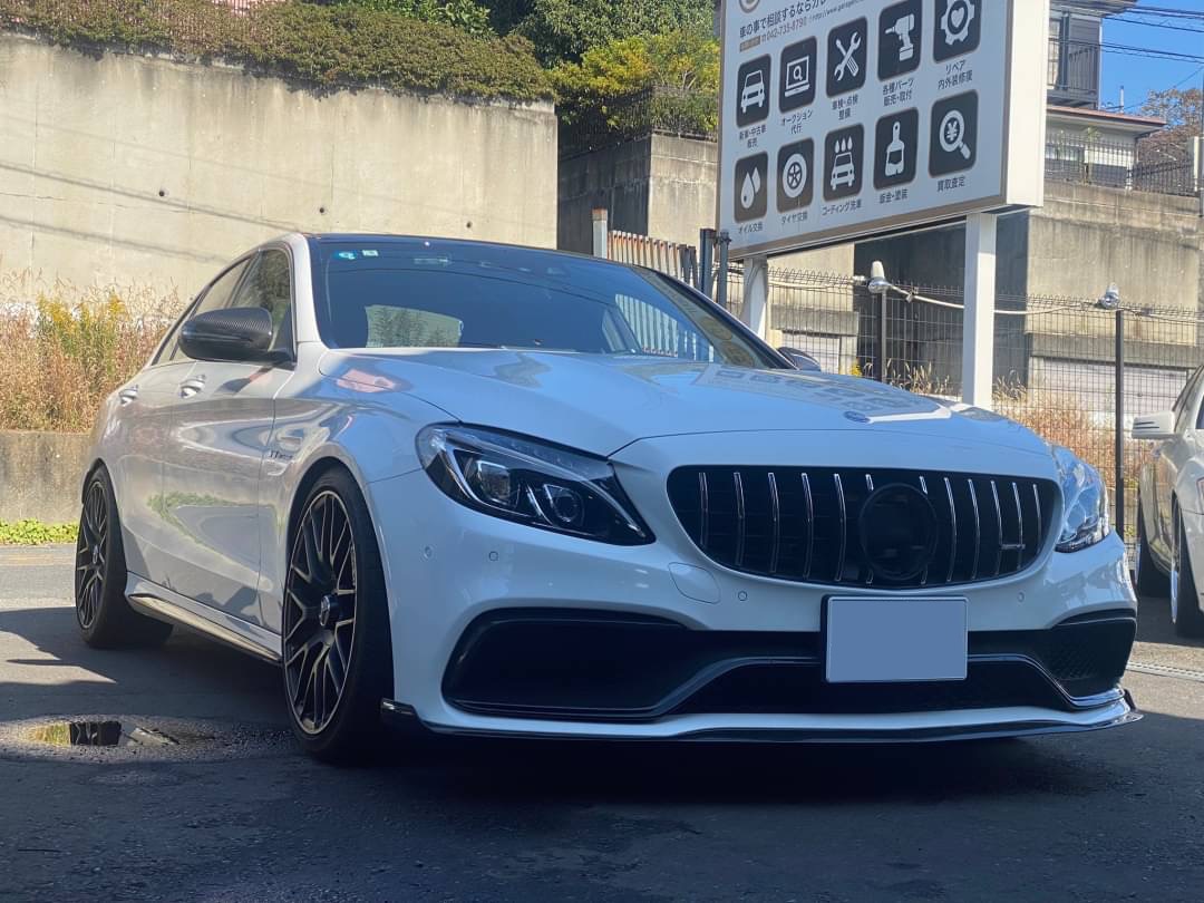 当店限定販売】 W205 AMG C63S 純正フロントバンパーインサート 外装