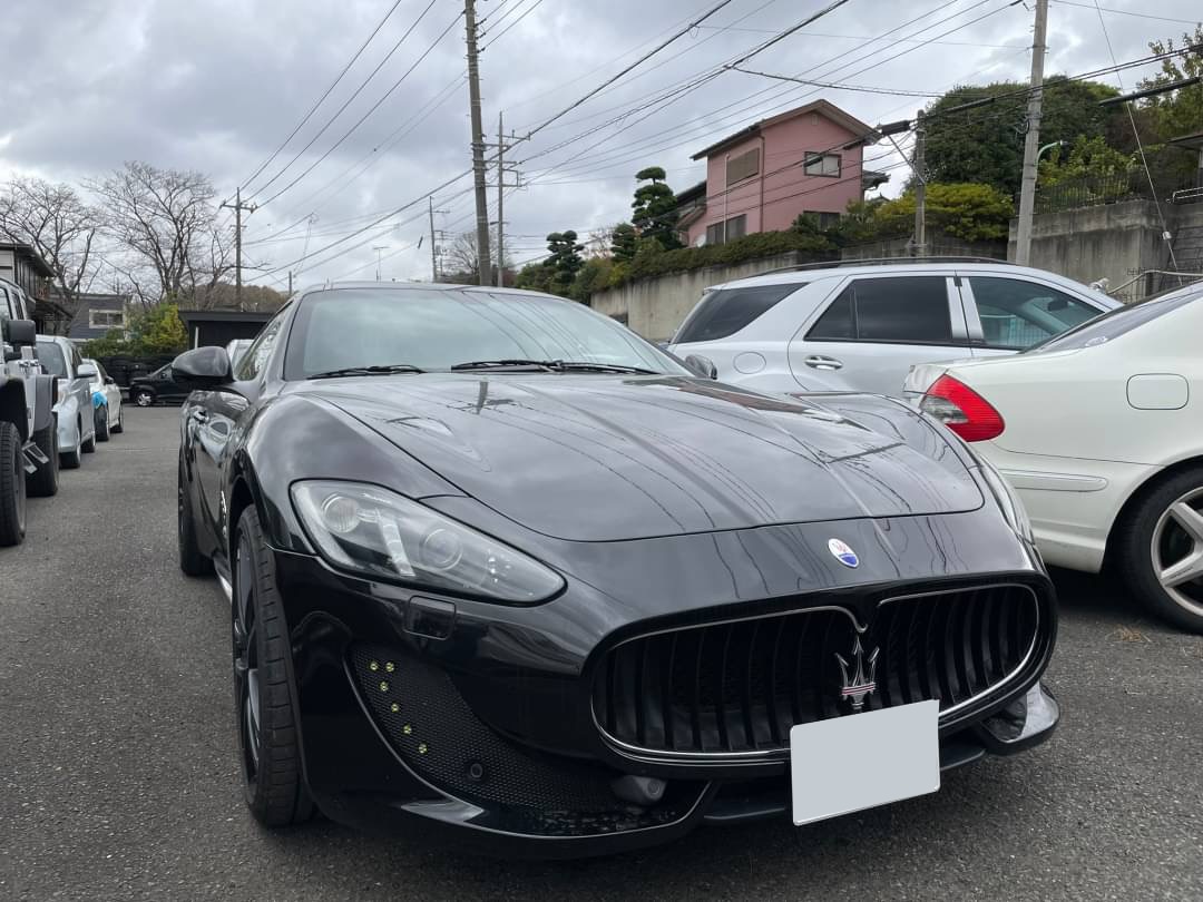 【純正】マセラティ グラントゥーリズモ マフラー マセラティ グラントゥーリズモ センターマフラー交換 - 自動車