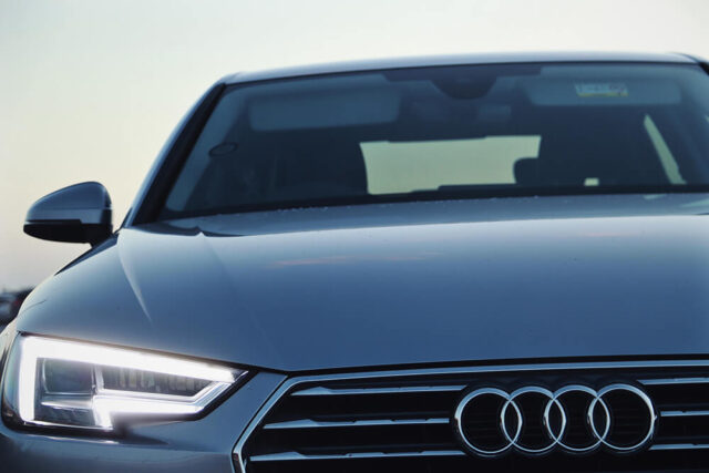 アウディA４とはそもそもどんな車？